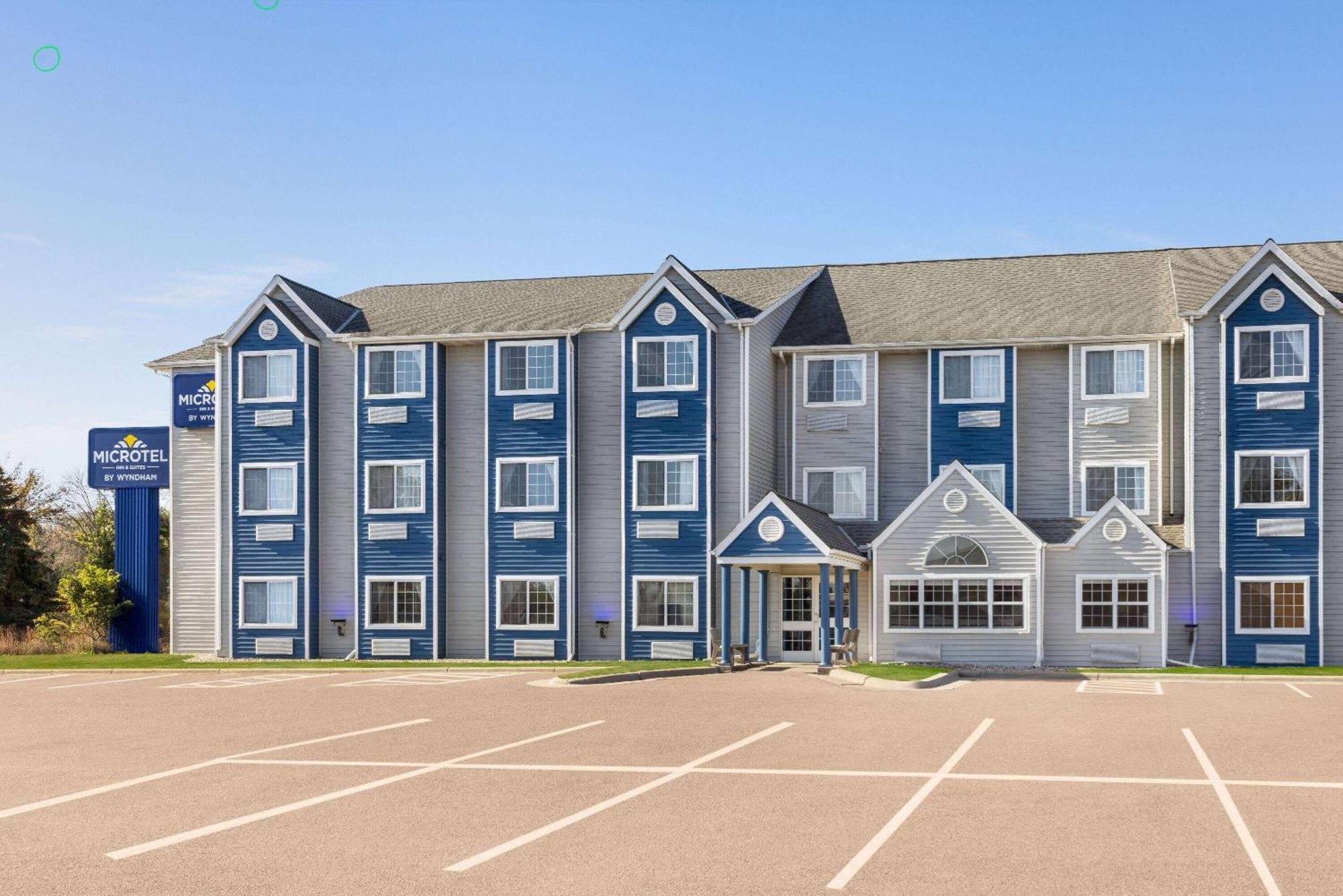 Microtel Inn & Suites By Wyndham New Ulm Exterior foto